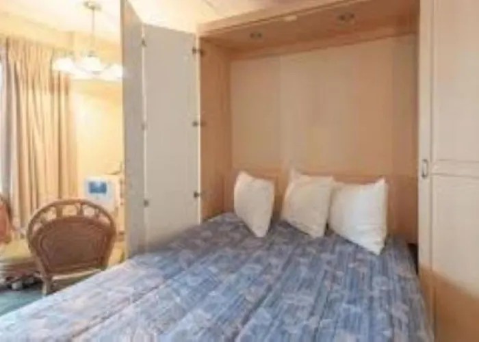 Appartement Direct Oceanfront With Balcony, Pool-parking-kitchenette *