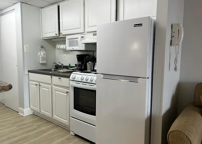 Appartement Direct Oceanfront With Balcony, Pool-parking-kitchenette