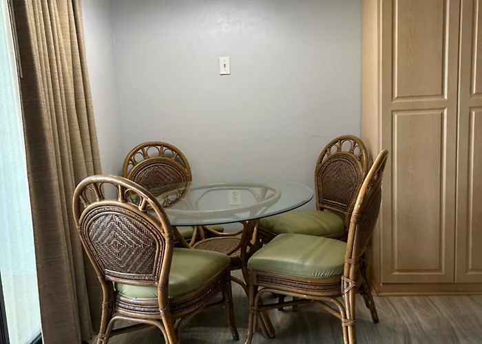 Direct Oceanfront With Balcony, Pool-parking-kitchenette Appartement Ocean City