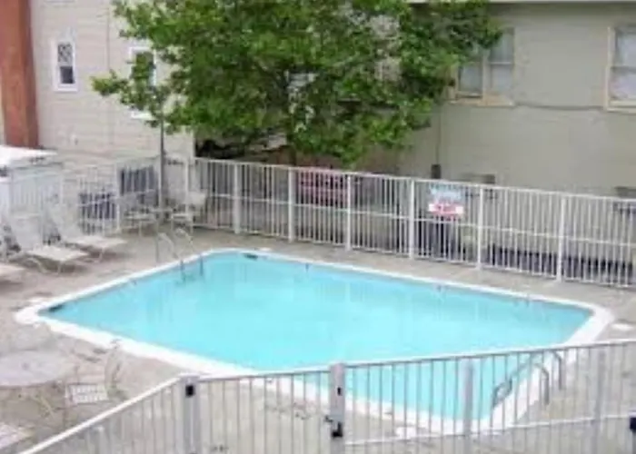 Direct Oceanfront With Balcony, Pool-parking-kitchenette Appartement Ocean City